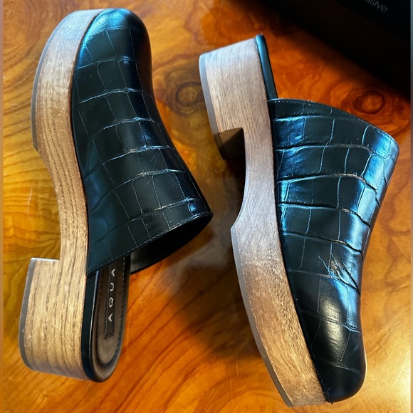 Aqua Shoes - Aqua black clogs woman size 7.5